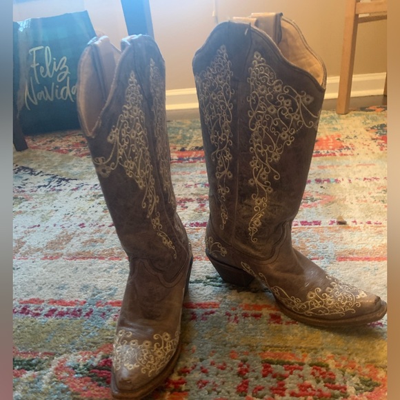 Cowboy boots - Picture 3 of 5